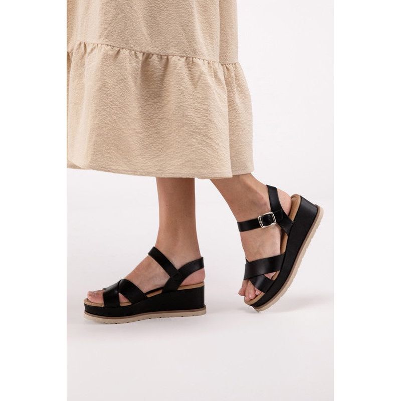 Clever-S Cross Strap Wedge Sandals