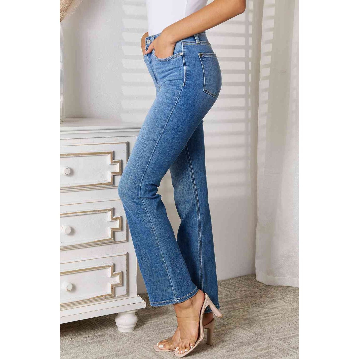 Judy Blue Full Size Bootcut Jeans with Pockets