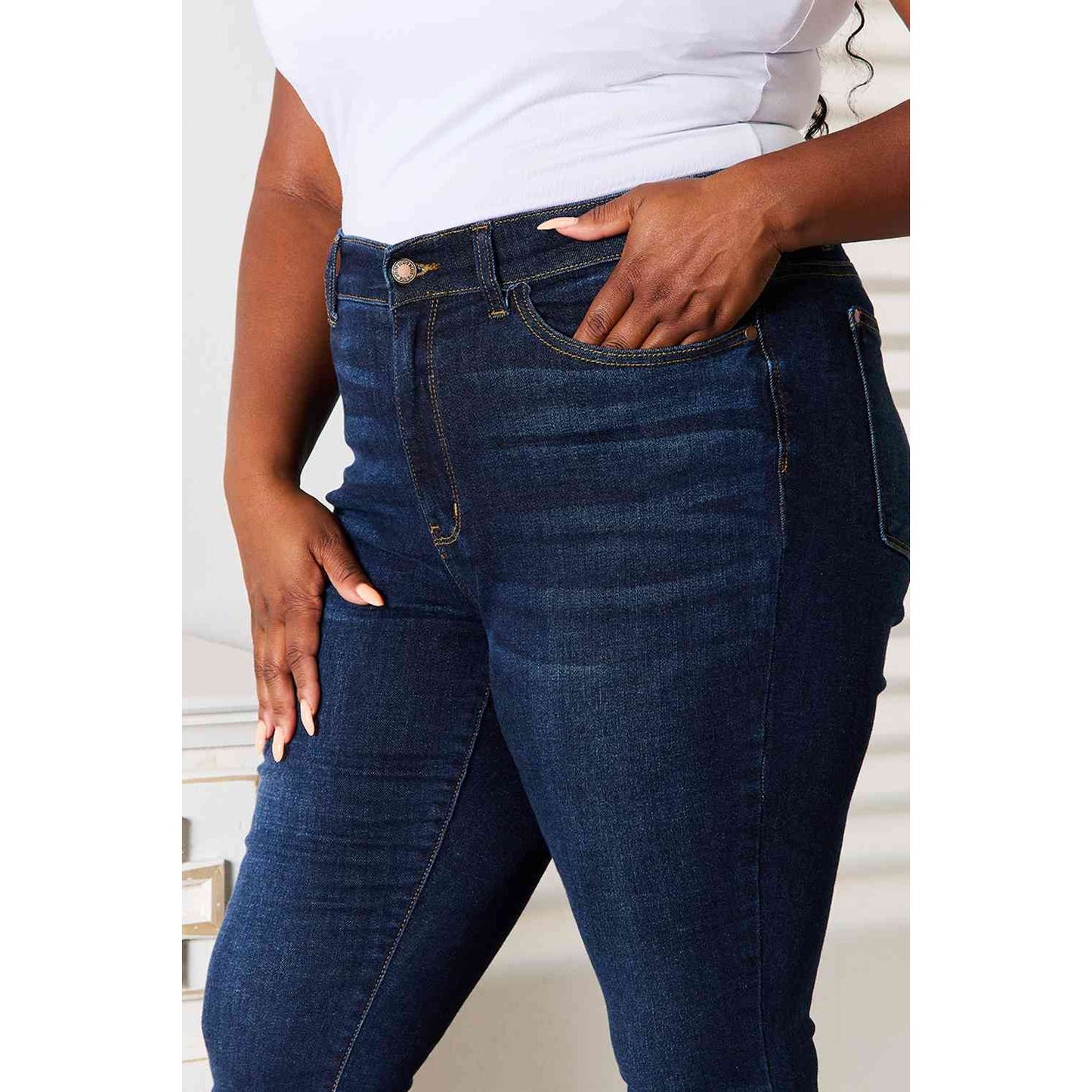 Judy Blue Full Size Skinny Jeans with Pockets