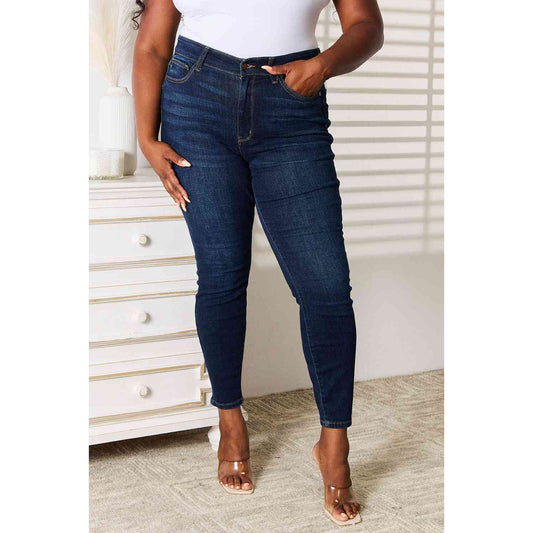 Judy Blue Full Size Skinny Jeans with Pockets